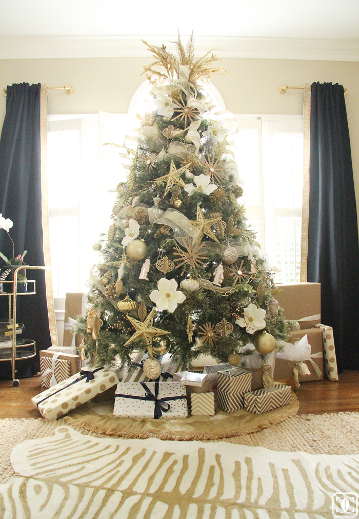 white and gold chirtmas tree, white and gold decor, white and gold inspiration, white and gold faux hide, DIY faux hide