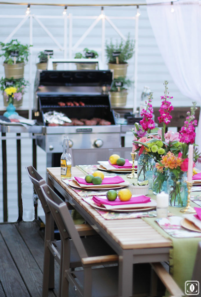 patio decor, summer colors, bright and bold colors