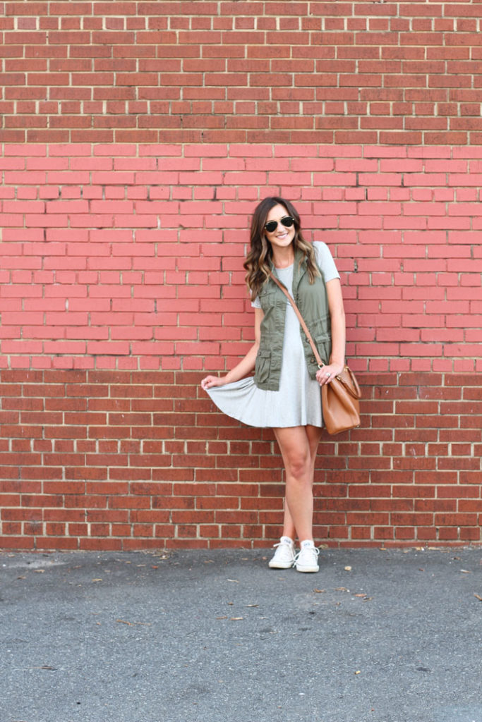 Swing dress, casual outfit, converse, tory burch, how to wear a swing dress