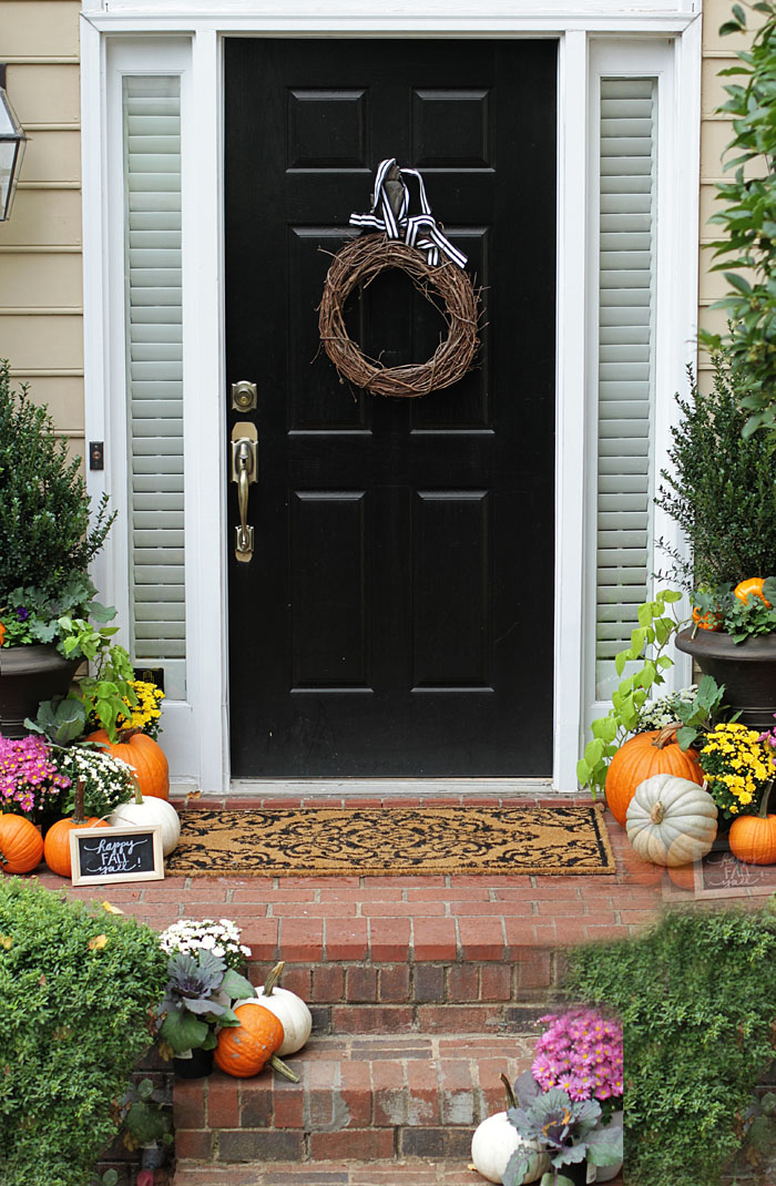 Fall Decor, Fall Plants, Mums, Pumpkins, Fall Porch, Front Porch, Front Door, Entryway
