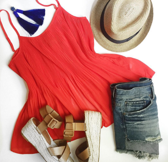 Casul #ootd with red swing top and denim shorts