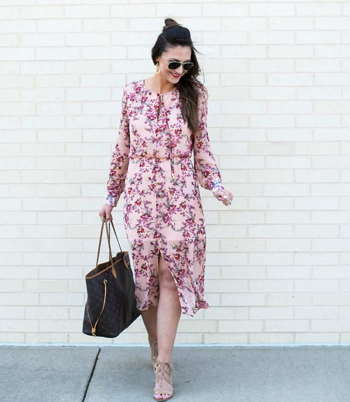 WAYF Foral midi-dress for a Spring look.