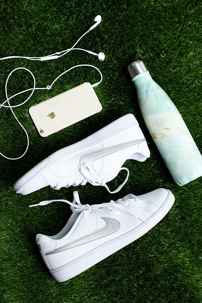 Athleisure essentials for busy moms