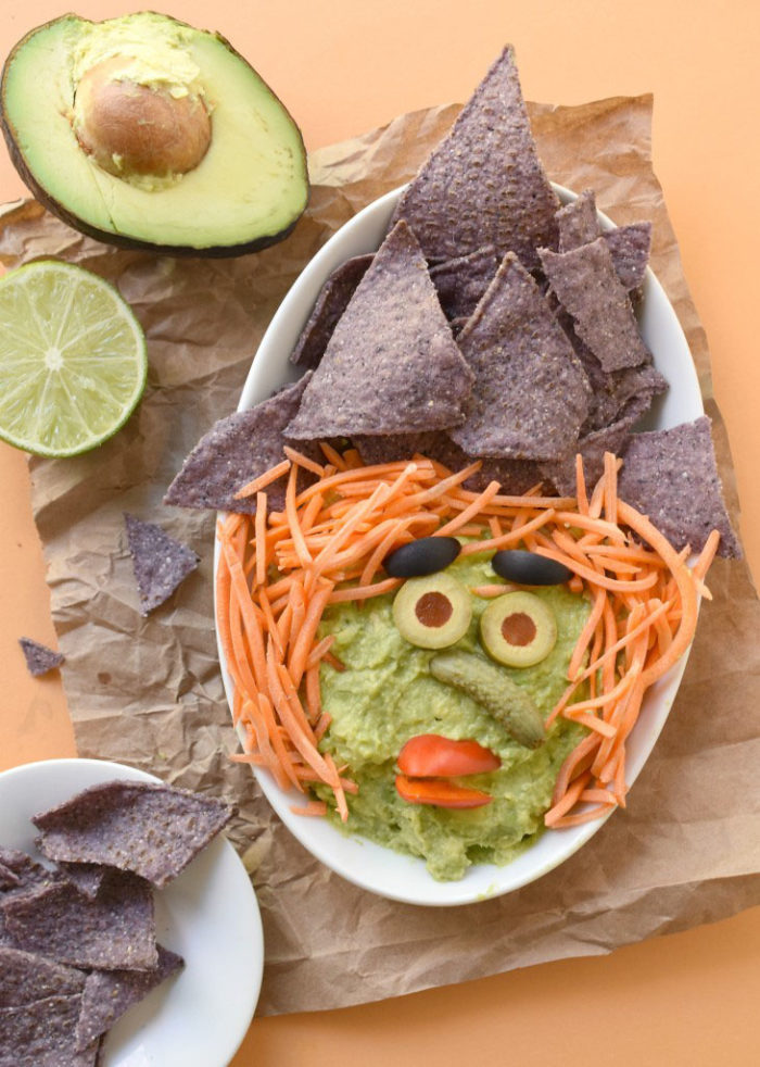  Make-this-Halloween-fun-AND-healthy-with-a-Witchy-Guacamole-Dip