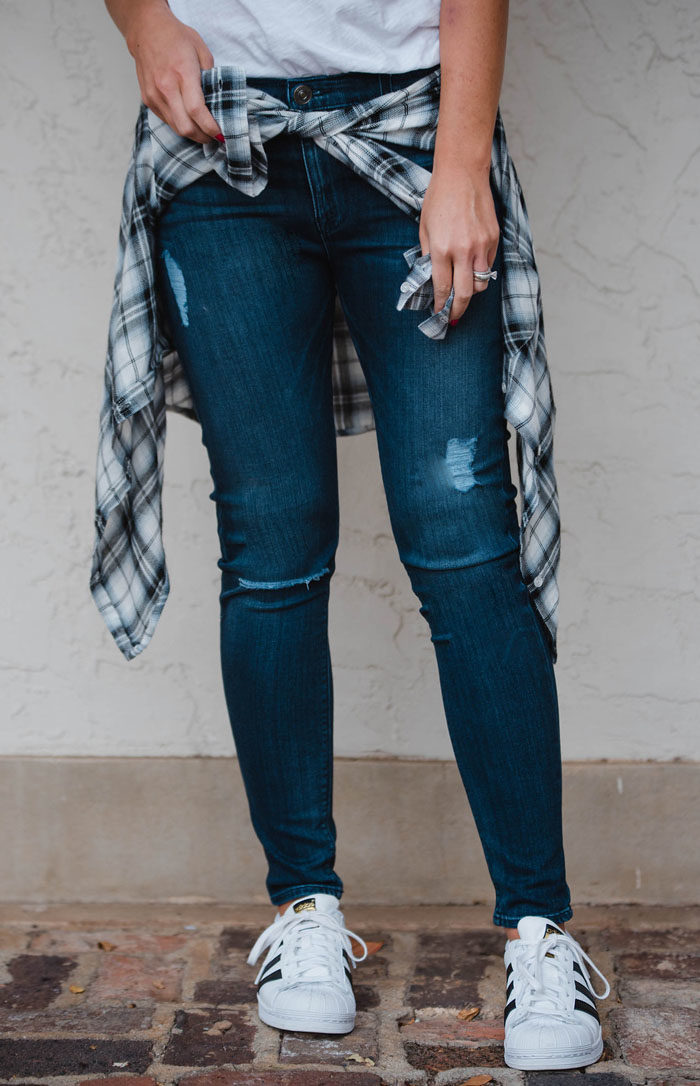 A casual chic way to dress down designer skinny jeansA casual chic way to dress down designer skinny jeans