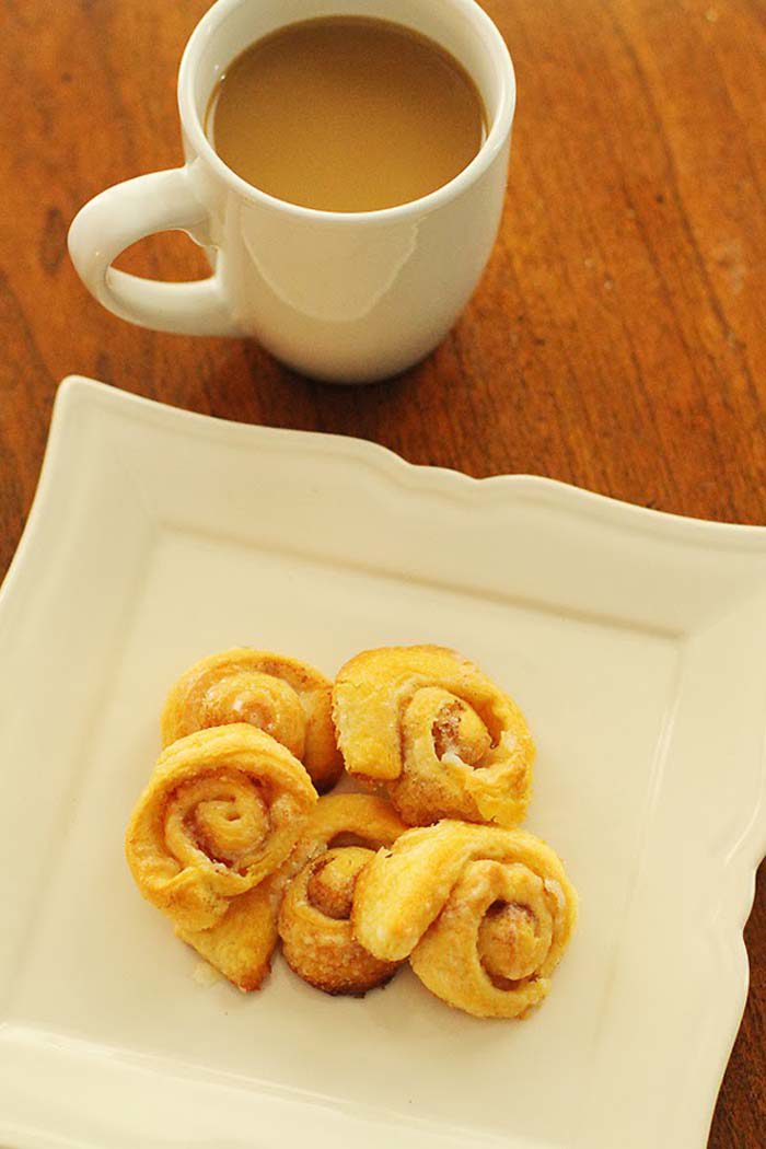 mini-cinnamon-roll-recipe - Christmas Morning Brunch Ideas for Christmas Morning featured by popular Texas lifestyle blogger, Style Your Senses
