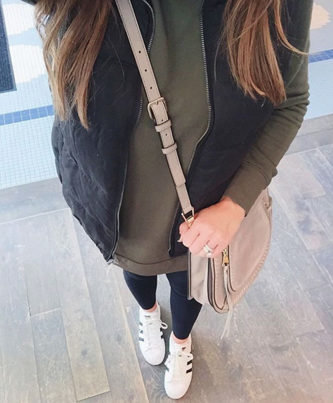Casual outfit inspiration with tunic, vest and adidas sneakers
