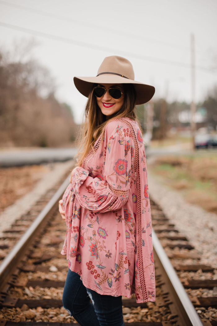 How to style a swing tunic over jeans for a cool Spring boho look