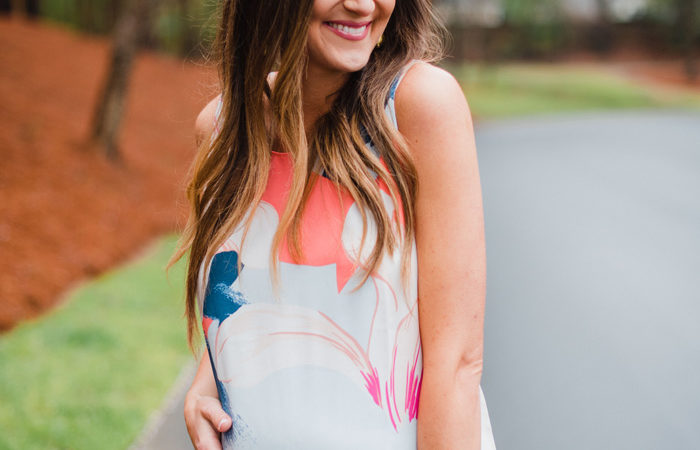 Floral shift dress for Spring | cute maternity outfit