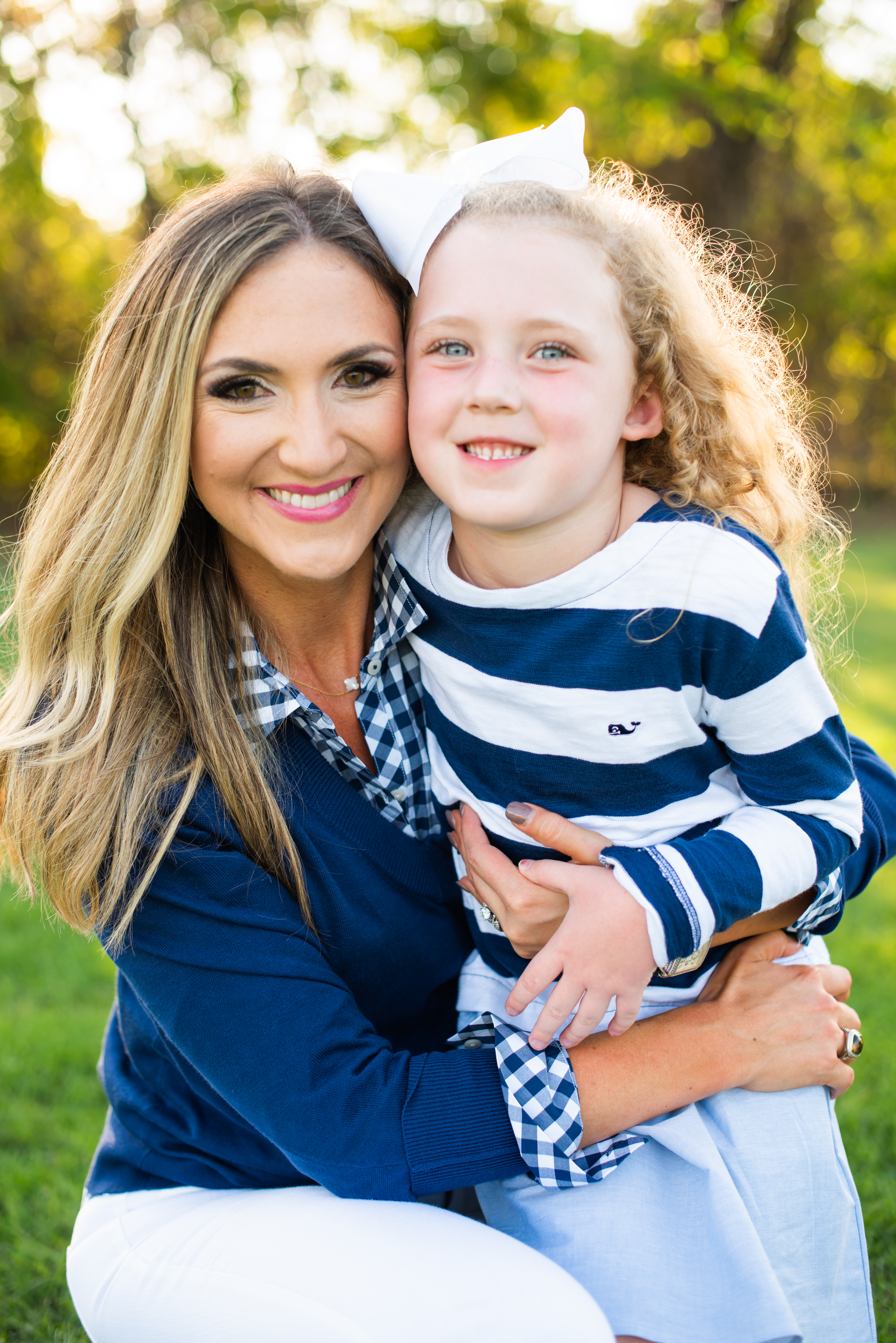 Vineyard Vines | What to Wear for Family Pictures this Fall | Tips, Tricks and Outfit Suggestions! featured by popular Dallas fashion blogger Style Your Senses