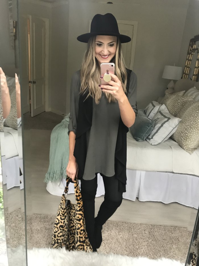 Tunics for Fall - The Best Fall Tunics with Leggings Looks + What to Wear Them With featured by popular Dallas fashion blog, Style Your Senses