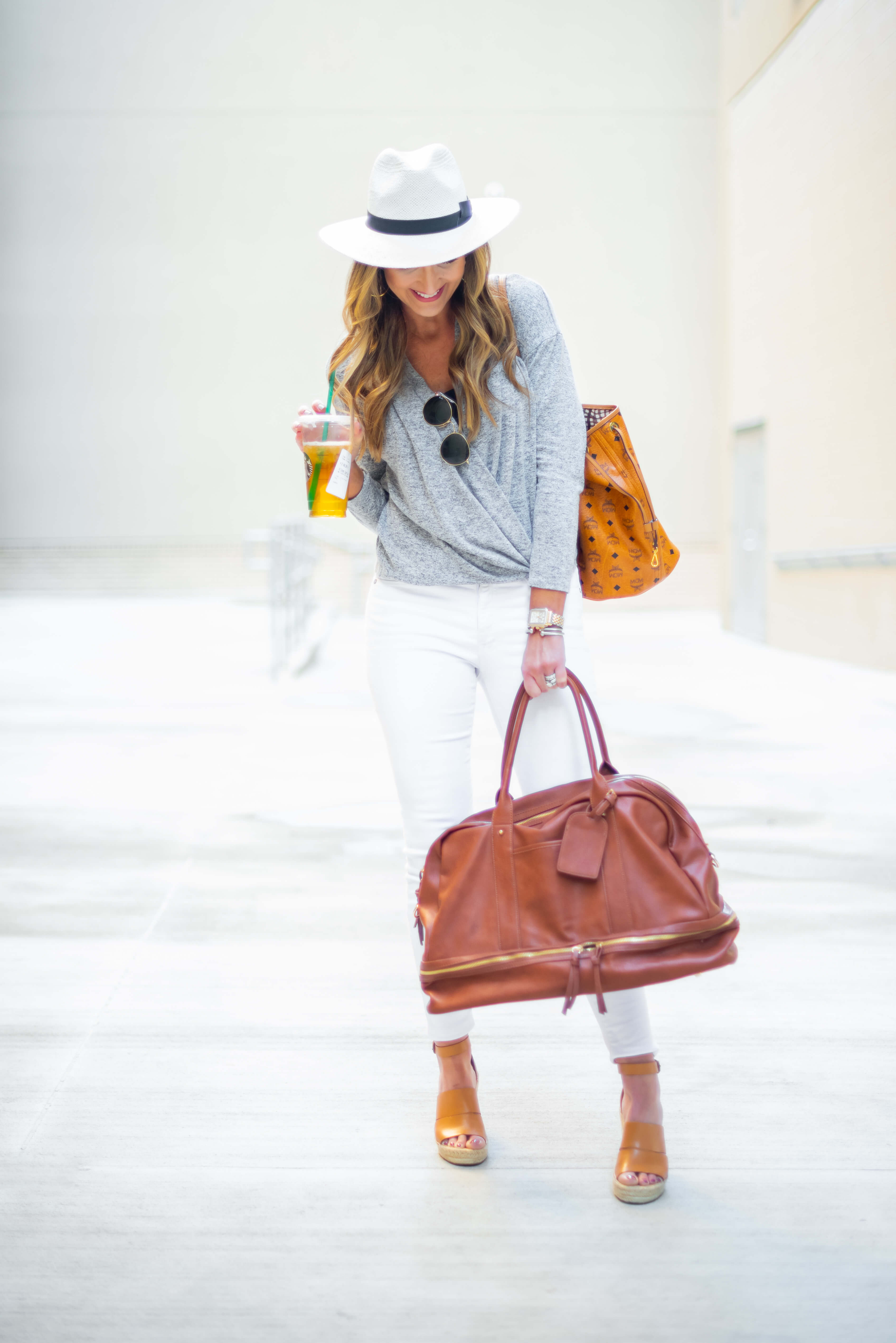 Spring Travel Style | Comfortable Airport Outfit | Style Your Senses