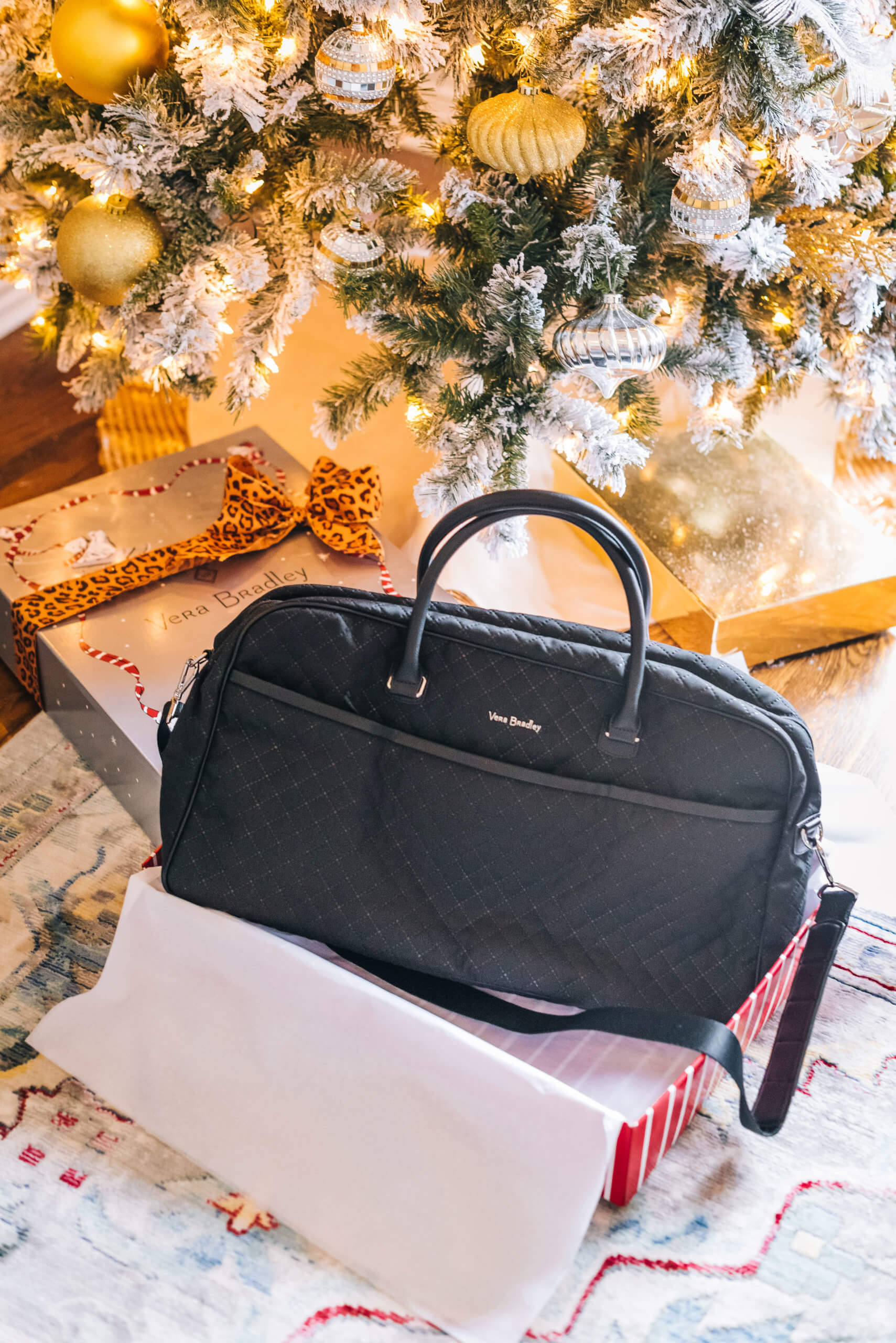 vera bradley holiday gift, vera bradley weekender bag, style your senses